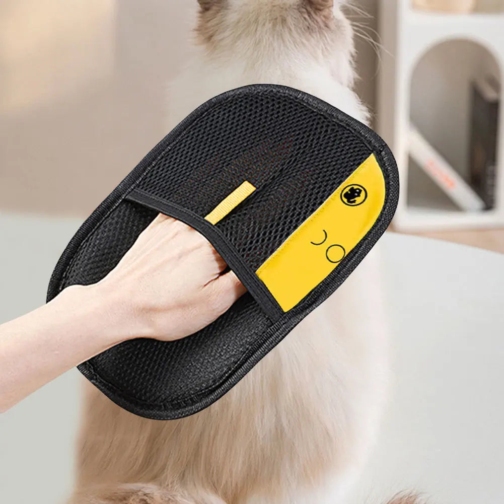 Petura GroomGlove™ — Deshedding & Massage Grooming Glove